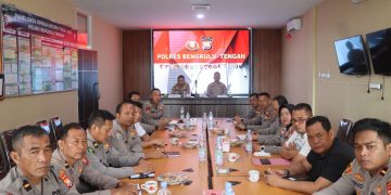 Polres Bengkulu Tengah mengikuti giat zoom meeting Anev mingguan GKTM yang dipimpin oleh Kapolda Bengkulu