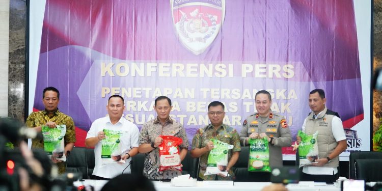 *Polri Tetapkan Tiga Tersangka Kasus Beras Tak Sesuai Standar Mutu, Termasuk Direktur Utama PT FS*
