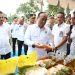 **Polri Distribusikan 6 Ton Beras Menggelar Gerakan Pasar Murah di Madiun, Sinergi dengan Bulog Tekan Inflasi**