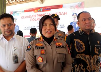 Polri dan Bulog Gelar GPM di Pringsewu, 2 Ton Beras Premium Ludes Diserbu Warga
