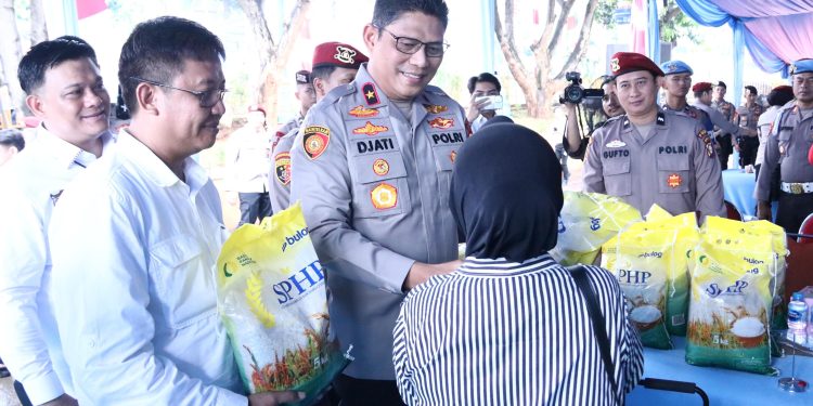Polda Metro Jaya Gelar Gerakan Pangan Murah, Sediakan Beras Harga Terjangkau untuk Warga
