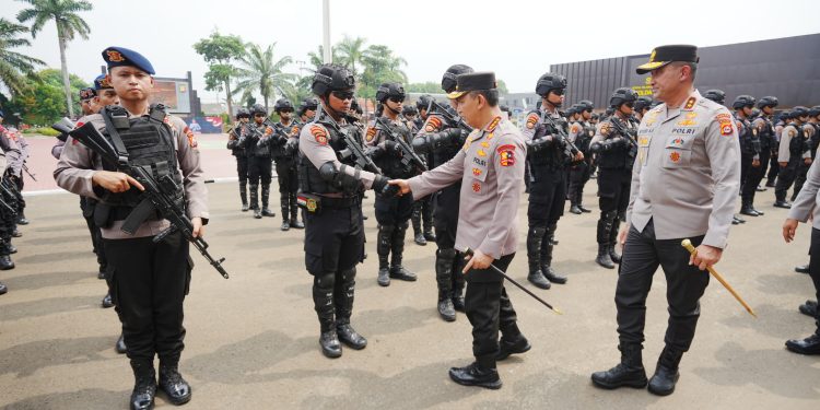 *Kapolri Launching Patroli Maung Presisi Polda Banten: Polri Hadir untuk Masyarakat*