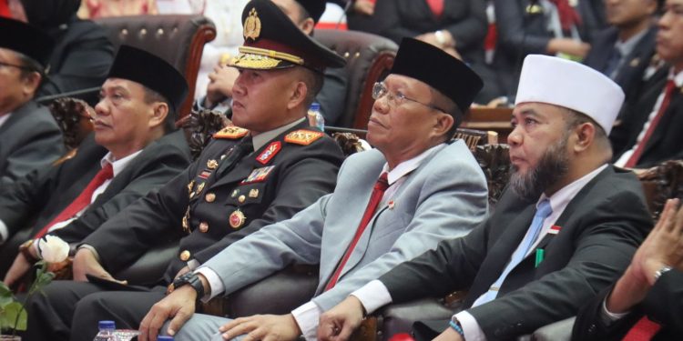 *Kapolda Bengkulu Menghadiri Undangan Ketua DPRD Bengkulu dalam Acara Mendengarkan Pidato Kenegaraan Presiden*