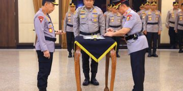 Kapolri Resmi Lantik Komjen Dedi Prasetyo Jadi Wakapolri