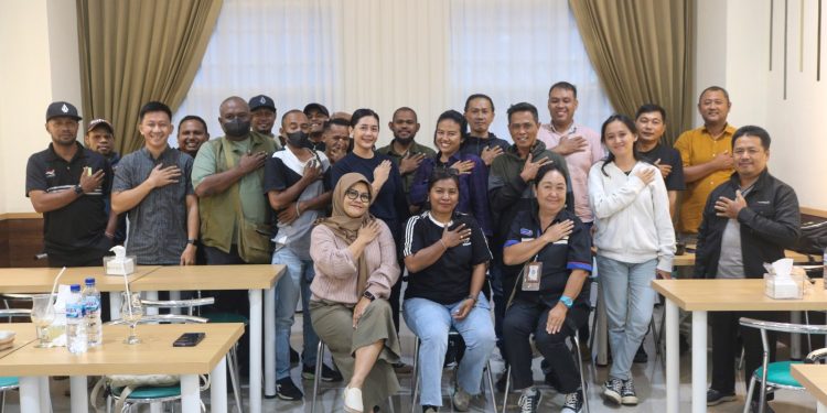 Satgas Ops Damai Cartenz Jalin Silaturahmi dengan Wartawan di Jayapura