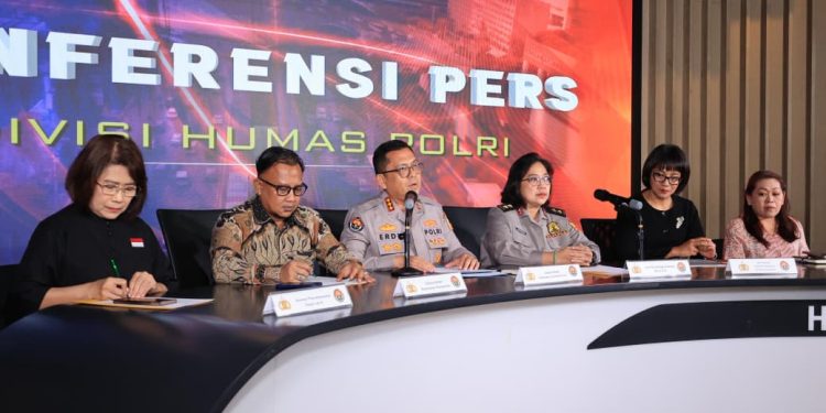 POLRI LUNCURKAN “POLRI AWARDS IN SUPPORT OF HERFORSHE MOVEMENT” 2025 DORONG KESETARAAN GENDER