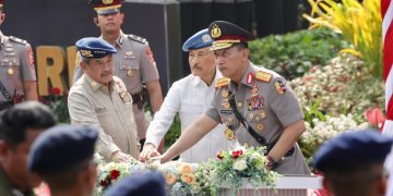 Kapolri Resmikan Patung M. Jasin, Abadikan Sejarah Polisi Istimewa*