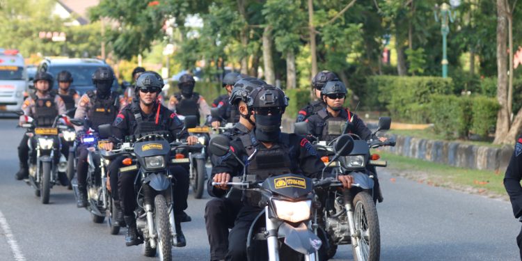 Pastikan Kamtibmas Kondusif Pasca Demo, Kapolda Kalteng Patroli Bersama Forkopimda