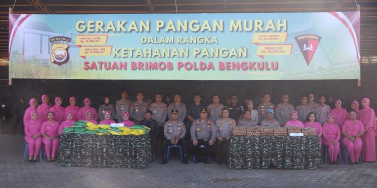 Brimob Polda Bengkulu Hadirkan Pasar Murah, Kapolda Bengkulu Dorong Gerakan Pangan Murah hingga Tingkat Polsek dan Pospol