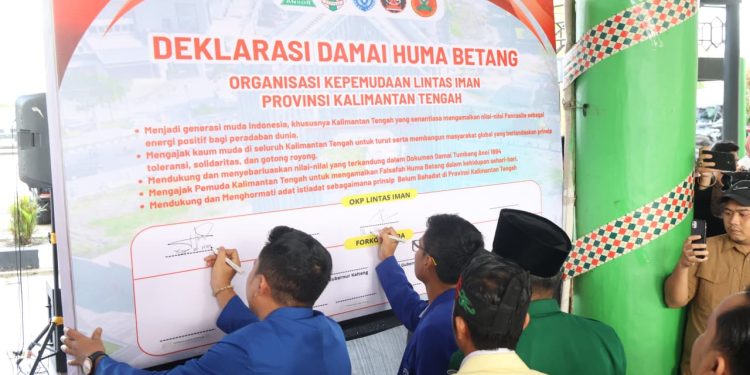 Hadiri Deklarasi Damai Pemuda Lintas Iman, Kapolda Kalteng Ajak Hindari Perpecahan dan Perkuat Persaudaraan