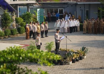 POLDA BANTEN GALAKKAN PROGRAM “POLISI PEDULI PENDIDIKAN” DENGAN MENJADI IRUP DI SEKOLAH-SEKOLAH