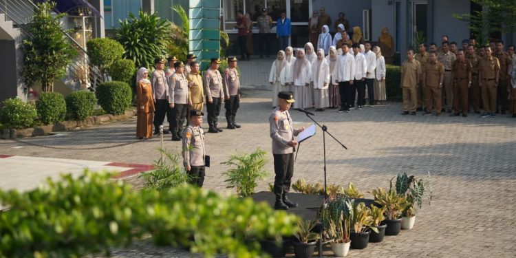 POLDA BANTEN GALAKKAN PROGRAM “POLISI PEDULI PENDIDIKAN” DENGAN MENJADI IRUP DI SEKOLAH-SEKOLAH