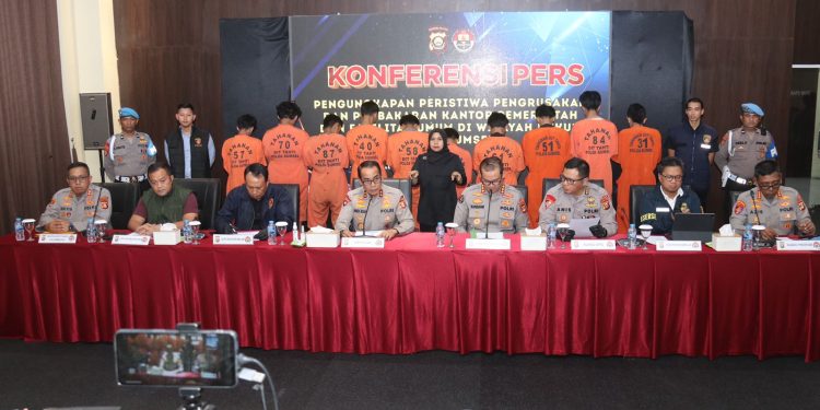 Polda Sumsel Ungkap Pelaku Perusakan dan Pembakaran Fasilitas Umum di Palembang