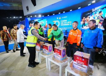 Hadiri Syukuran HUT Lalu Lintas ke-70, Kapolri Luncurkan Digital Korlantas dan Sematkan Pin Emas