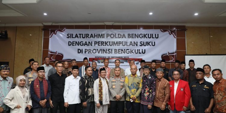 Kapolda Bengkulu dan Kelompok Suku Sepakat Deklarasi Damai untuk Bengkulu Damai