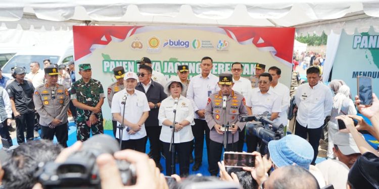 *Panen Raya Jagung Kuartal III, Kapolri Tegaskan Komitmen Wujudkan Lumbung Pangan Dunia*