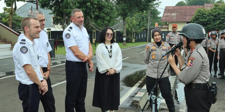 *SIARAN PERS POLRI*  *Kunjungan Delegasi Kepolisian Prancis Perkuat Kerja Sama dan Motivasi Calon Bintara Polwan*