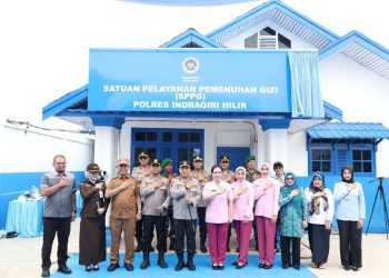 Dukung Program MBG, Kapolda Riau Resmikan SPPG di Inhil