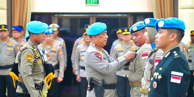 *Wakapolri Pimpin Upacara Purna Tugas 139 Personel Kontingen Garuda Bhayangkara, Tegaskan Komitmen Indonesia Dukung Perdamaian Dunia