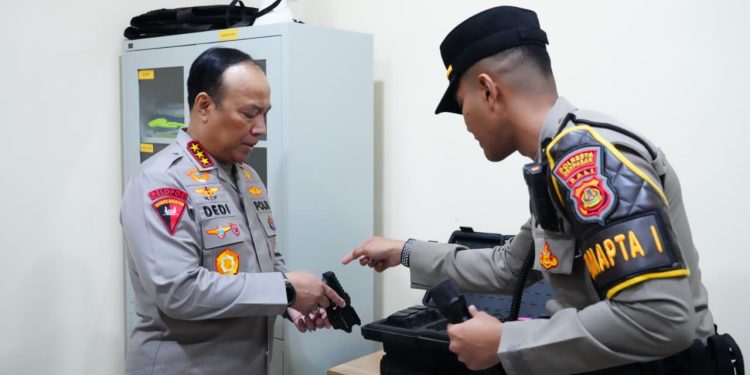 *Polri Berbenah: Wakapolri Tinjau Peningkatan Pelayanan SPKT di Denpasar — Jawaban Nyata terhadap Tuntutan Masyarakat akan Pelayanan Cepat, Adil, dan Transparan*