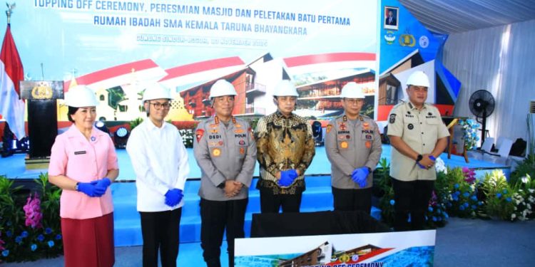 Polri Topping Off SMA Kemala Taruna Bhayangkara: Awal Era Baru Pendidikan Berkarakter dan Berintegrita