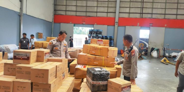 SLOG Polri Kirim Bantuan Kemanusiaan untuk Masyarakat Aceh, Proses Pengiriman Melalui Bandara Soekarno-Hatta Dimulai Hari Ini