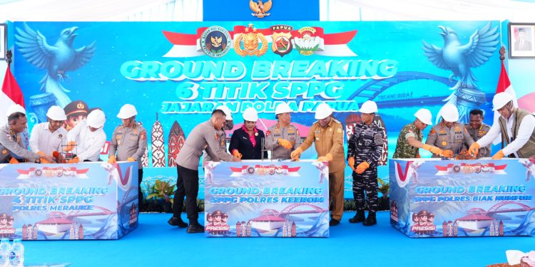 Wakapolri Tinjau UMKM, Bakes, dan Pembagian Perlengkapan Sekolah Usai Apel Mitra Kamtibmas di Papua