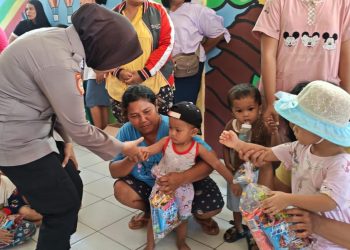 Tim Trauma Healing Polres Sibolga Hadir di Posko Pengungsian TK Negeri Pembina Sibolga