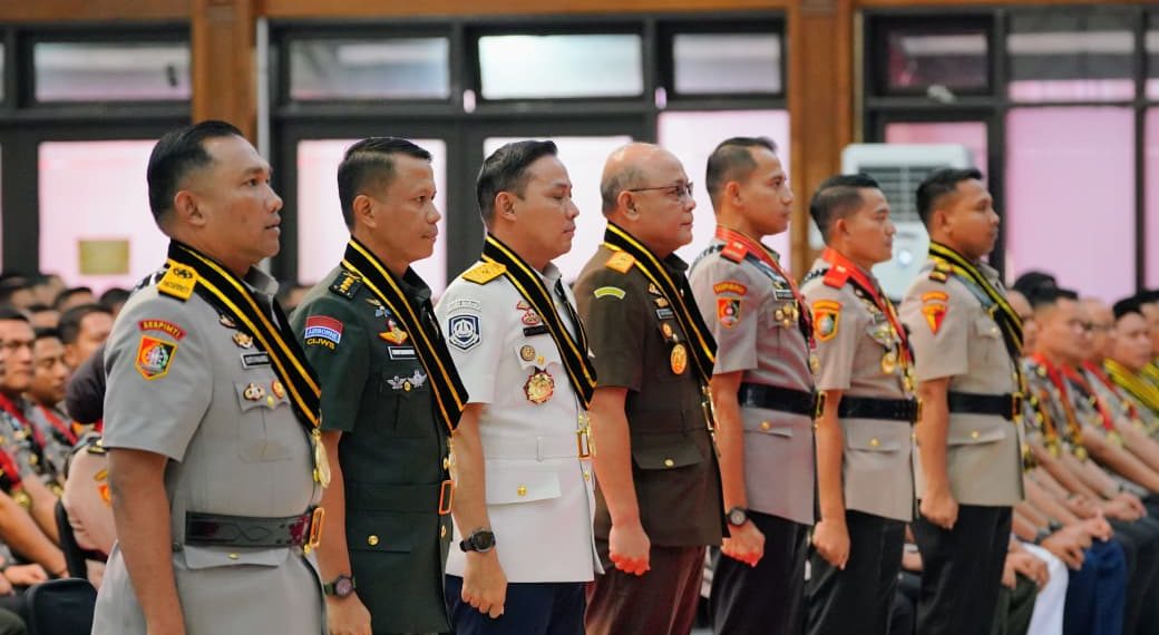 Kapolri Pimpin Penutupan Pendidikan Sespim Polri Tahun Ajaran 2025 di Lemdiklat Polri