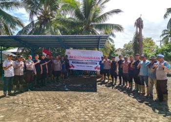 *Polri dan Warga Bersinergi Pulihkan Pascabanjir di Pidie Jaya*