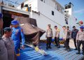 SIARAN PERS POLRI* Kapal MV Egon Tiba di Pelabuhan Krueng Geukueh, Kapolres Lhokseumawe Terima Bantuan Polri