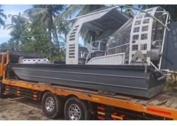 Polri Siagakan Swam Boat di Kutablang Bireuen, Bantu Mobilitas Warga Pascabencana