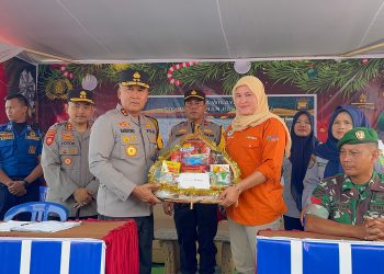 Kapolres Bengkulu Tengah Dampingi Kapolda Bengkulu Cek Posyan dan Tinjau Sejumlah Objek Wisata, Pastikan Keamanan Libur Akhir Tahun