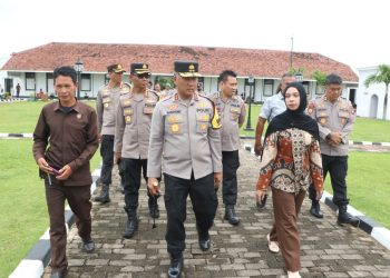 *Kapolda Bengkulu Tinjau Langsung Pengamanan Objek Wisata Benteng Marlborough, Pastikan Kesiapan Menghadapi Libur Natal dan Tahun Baru*
