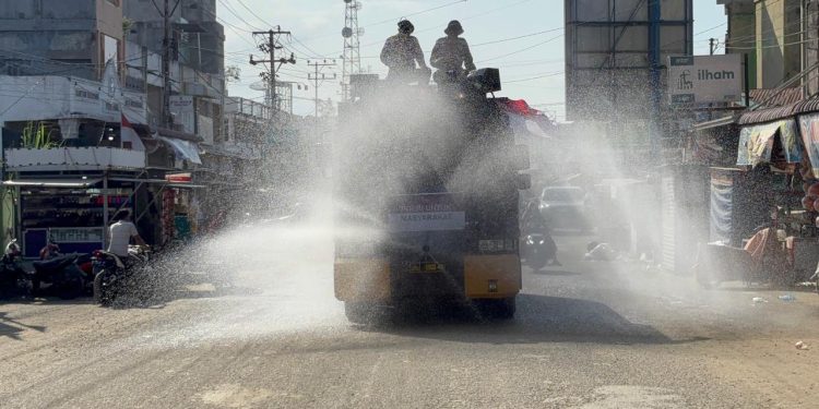 Aksi Humanis Polres Pidie Jaya Tuai Apresiasi Warga, Debu Pascabanjir Berhasil Dikendalikan