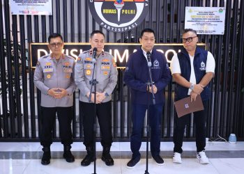 Interpol Terbitkan Red Notice Muhammad Riza Chalid, Polri Pastikan Keberadaan Terpantau