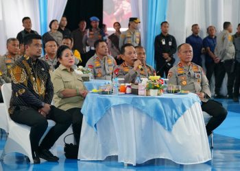 Percepat Pemulihan Akses, Kapolri Pantau Pembangunan Jembatan Bailey di Sumbar