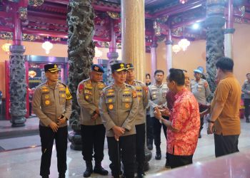 Pastikan Malam Imlek Aman, Kapolda Sumsel Tinjau Pengamanan Sejumlah Klenteng di Palembang