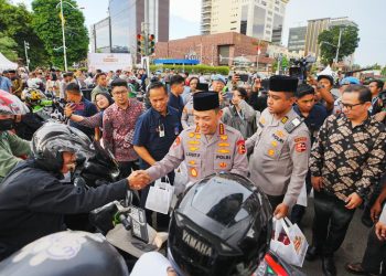 Bagikan Takjil dan Buka Puasa Bersama Bareng Insan Pers, Kapolri: Suara Media Suara Publik