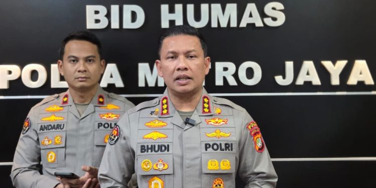 *Pengamanan Humanis, Aksi Mahasiswa di Mabes Polri Berlangsung Kondusif*