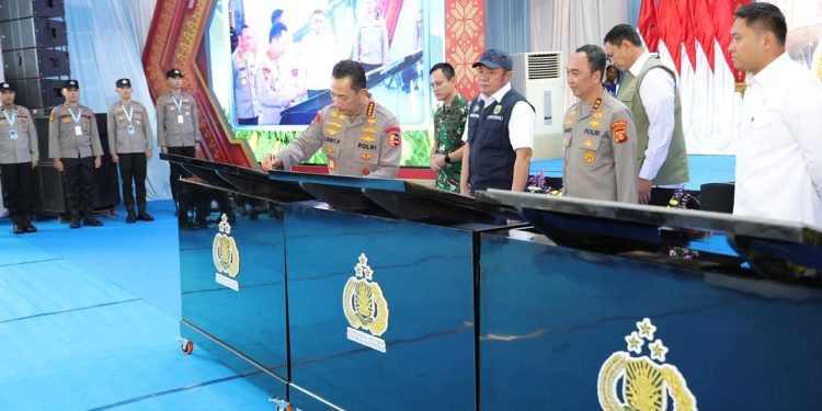 Kapolri Resmikan 57 Jembatan Merah Putih, Permudah Akses Warga