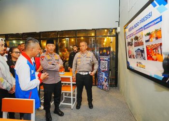 Momen Kapolri Interaksi-Serap Aspirasi Ojol di Kedai Ado Presisi