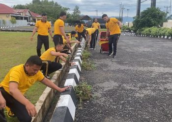 Gerakan Indonesia Asri, Polres Bengkulu Tengah Laksanakan Kurve di Sekitar Mako