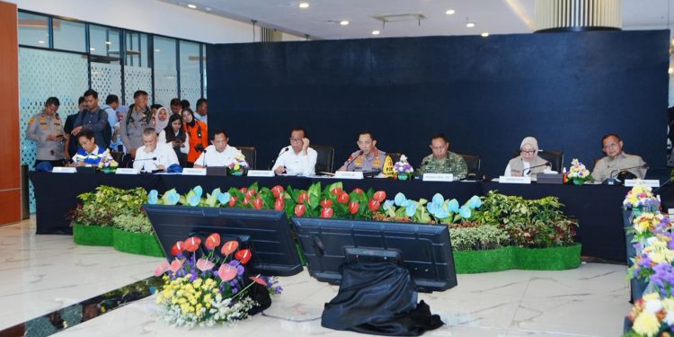 Tinjau Arus Mudik di Pelabuhan Merak, Kapolri Pastikan Beri Pelayanan Maksimal