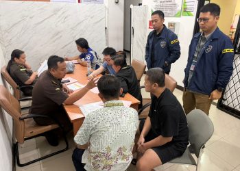 *Tahap II Kasus Judi Online Dilaksanakan, Bareskrim Polri Serahkan 5 Tersangka dan Barang Bukti Rp55 Miliar ke Jaksa*