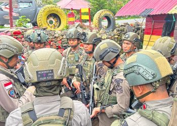 *Patroli Humanis di Puncak Jaya: Satgas Damai Cartenz Bangun Kepercayaan Warga dari Kampung ke Kampung*